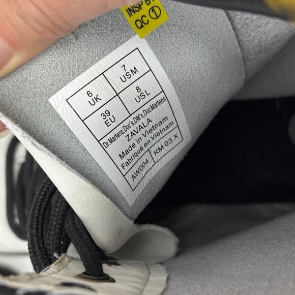 Dr. Martens White Zavala Lace Up Boots Size 8 - Picture 6 of 6